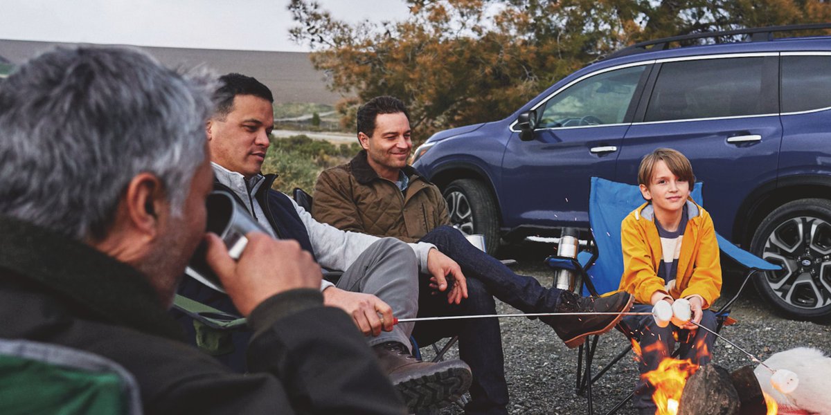 LMSubaru's tweet photo. Make This Holiday Season Merry and Bright with the All-New 2024 Subaru Ascent! 🚗🎄 With spacious 3rd-row seating and advanced safety features like EyeSight Driver Assist Technology, your family's safety comes first. 🎅👨‍👩‍👧‍👦 https://t.co/96ILgP0OLT