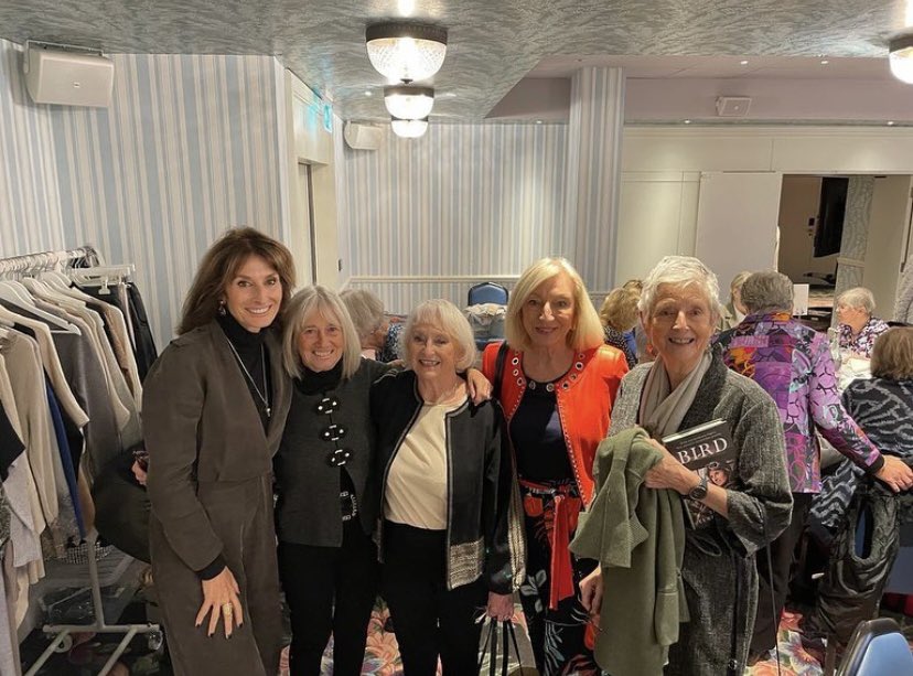 I was honoured to be guest speaker at the Lady Taveners Christmas lunch at the <a href="/GraduateHotels/">Graduate Hotels</a> Cambridge. It was a fantastic event and it was great to sign copies of my book Bird! 📚 

<a href="/LordsTaverners/">Lord's Taverners</a>