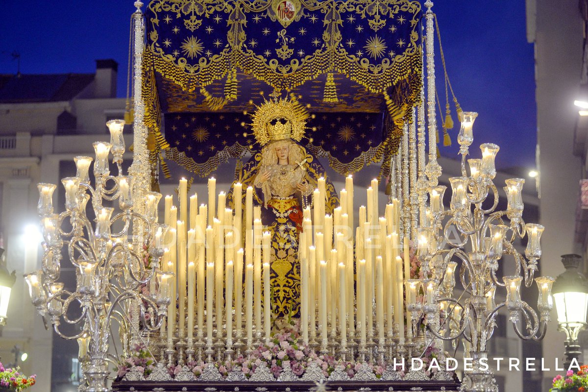 Martes 🌟 | “Reina de los Patriarcas”.

📸 J.J. Haro.

#CofradíasMLG
