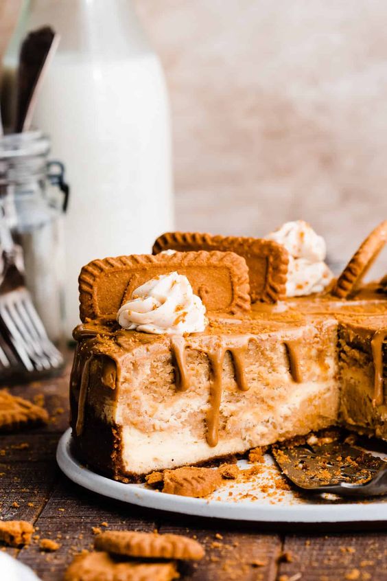 As if one Biscoff cheesecake recipe was going to be enough in the lead-up to Christmas! Why not try this triple Biscoff cheesecake this hosting season if you want to up your dessert game and take home star baker for the night? bit.ly/3MWtjlB