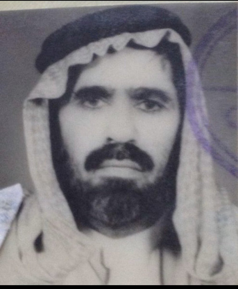 almhawrat's tweet photo. شاعر محاوره قوي من يعرفه ؟ https://t.co/MHp09h51ph