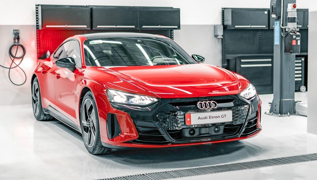 karla esmeralda tweet media