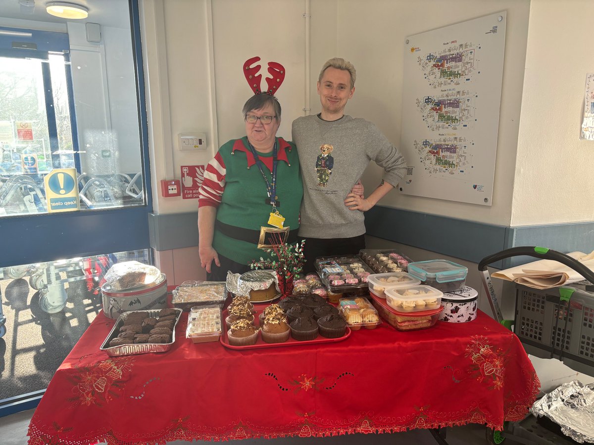 Come and get your cakes 😊
Fleming Christmas cake sale on now Green entrance city hospital
🍰🧁🎄🤶🏻