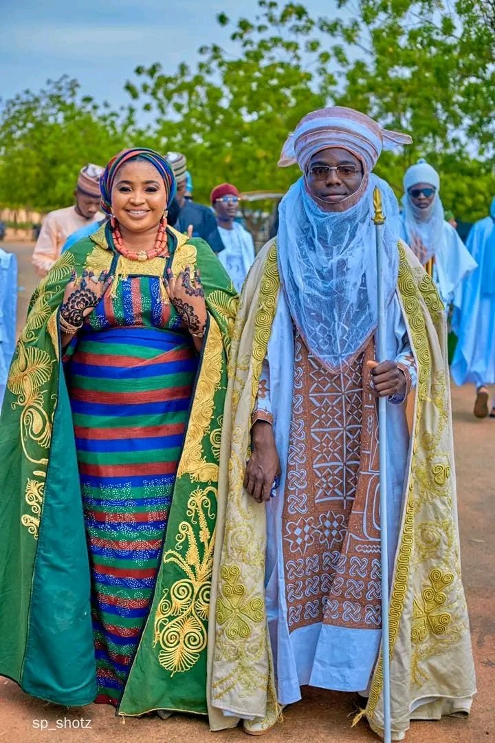 nupekotv's tweet photo. PHOTOS: Prince Mk graced the Annual Nupe Day celebration of Usman Danfodio University yesterday at Sokoto State. 

Another meritorious award of Excellence was presented to him by the National Association of Nupe Students, UDUS Chapter. 

Nupe Culture is Beautiful.

If you are proudly Nupe *Retweet*