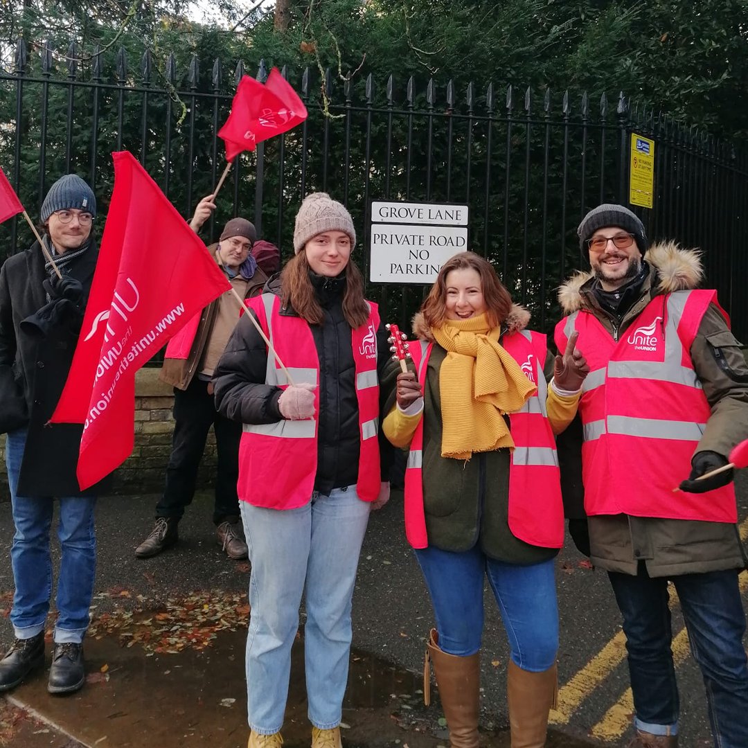 Back on the picket line! Cambridge University staff won't settle for crumbs. It's time for the university to recognise their worth and address real terms pay cuts.