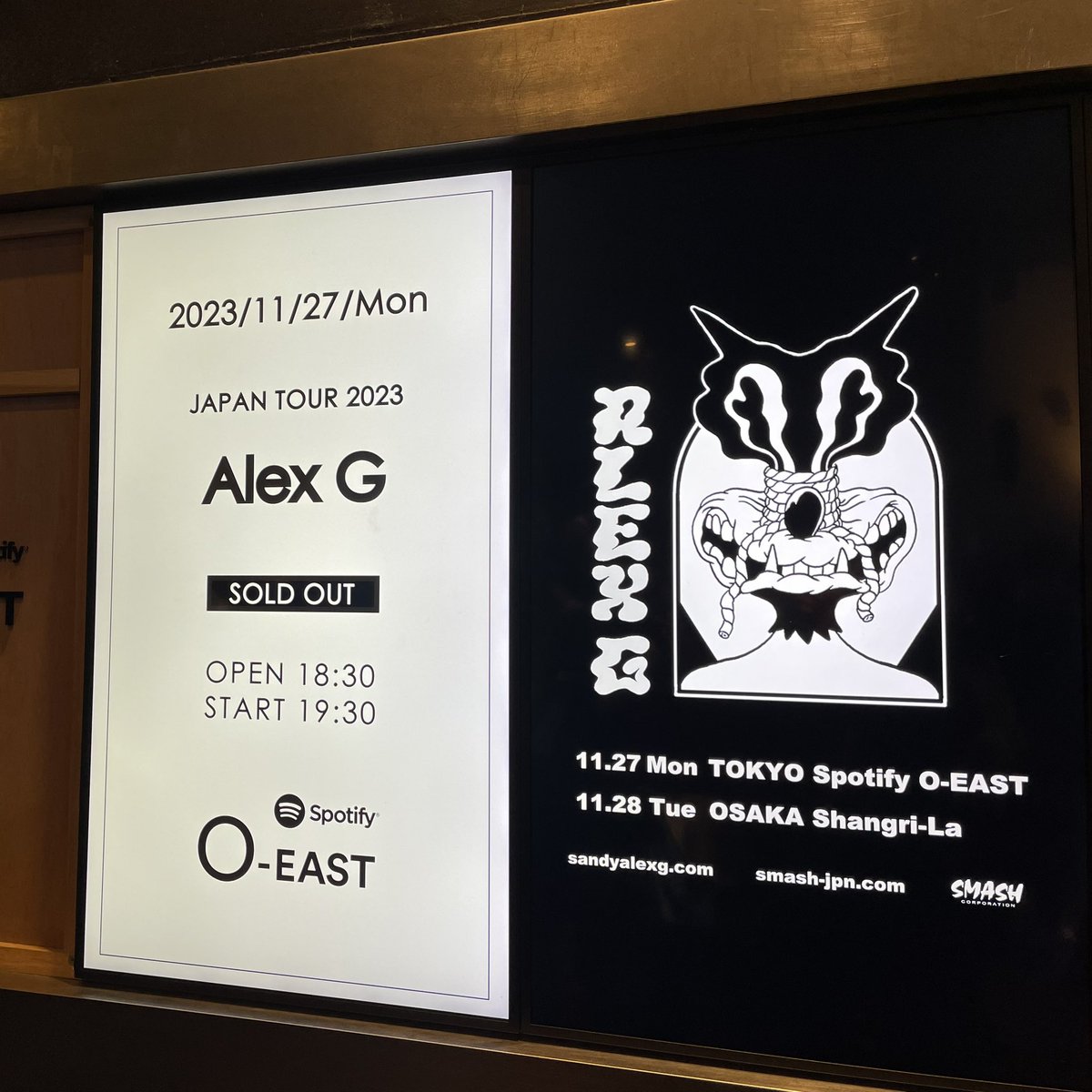 naritamasami's tweet photo. Alex G 来日公演。
本当に実現したことが長年のファンとしては感慨深かった。目の前のお姉さんのX(Twitter)がチラッと見えたらFlake Recordsフォローしててそれもまたグッとくるものがあった。大阪公演も盛り上がってるかなぁ。。 https://t.co/nSEnalzzFP