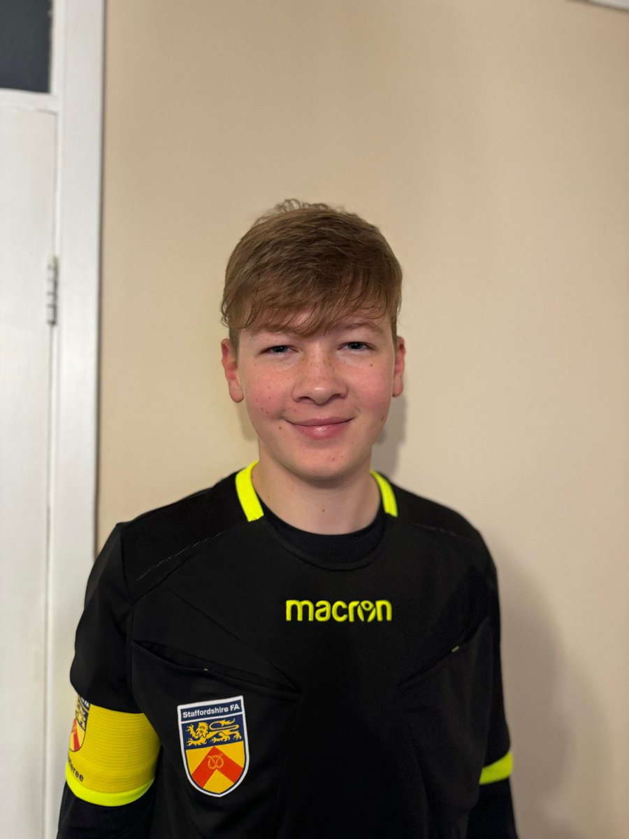 Teamgrassroots_'s tweet photo. #norefnogame #youngreferee
#Shoutout to my son. Only been a ref for just over a month. And this weekend got thrown in to a Cup Final as the assigned ref wasnβt there.
Only U7βs but we all know how important an U7βs final is!
#TeamGrassroots https://t.co/fCQJdtDLcj