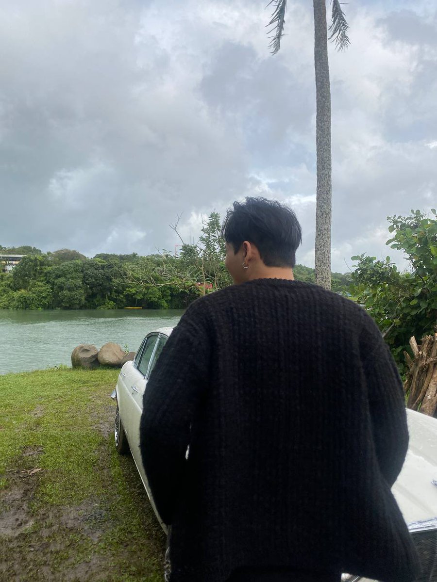 StarMusicPH's tweet image. soft launch muna baka majinx hehehe @bgyo_ph 🤍

✧˖°.#BGYO_Bulalakaw, OUT NOW!✧˖°.
Performance Video ✨: youtu.be/bQje1yJXGvg
Stream here ☄: orcd.co/bulalakawbgyo

#BGYO #StarMusicPH