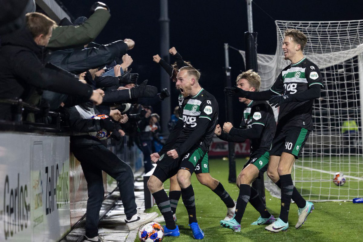 Maar liefst 8 van de 16 spelers die gisteren bij #JAZGRO in actie kwamen zijn afkomstig uit de Opleiding! ✨

⁃ Thom van Bergen
⁃ Romano Postema
⁃ Luciano Valente
⁃ Jorg Schreuders
⁃ Wouter Prins
⁃ Leandro Bacuna
⁃ Thijmen Blokzijl
⁃ Tika de Jonge

#WordGroter