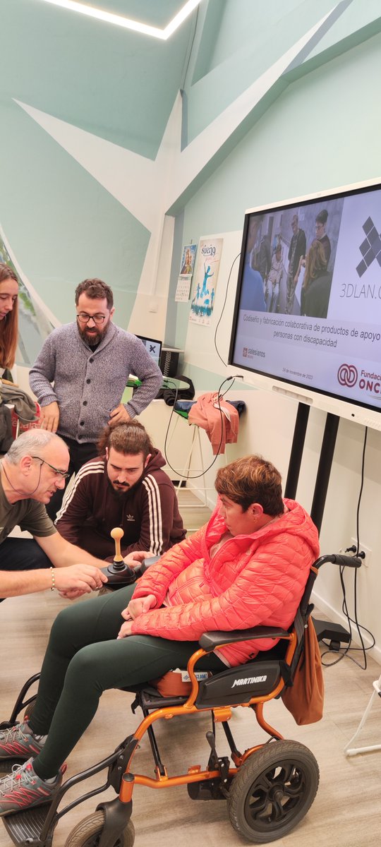 3dlan_org's tweet photo. #Diseñar de forma colaborativa en el aula para buscar soluciones a retos de nuestro entorno cercano (o mediante videollamada no tan cercano 😊) y sobre todo, #visibilizar y #normalizar otras realidades.
#Design4all #Impresión3D #ProductosDeApoyo
@Fundacion_ONCE @salesdeusto https://t.co/zxWzxsELMi