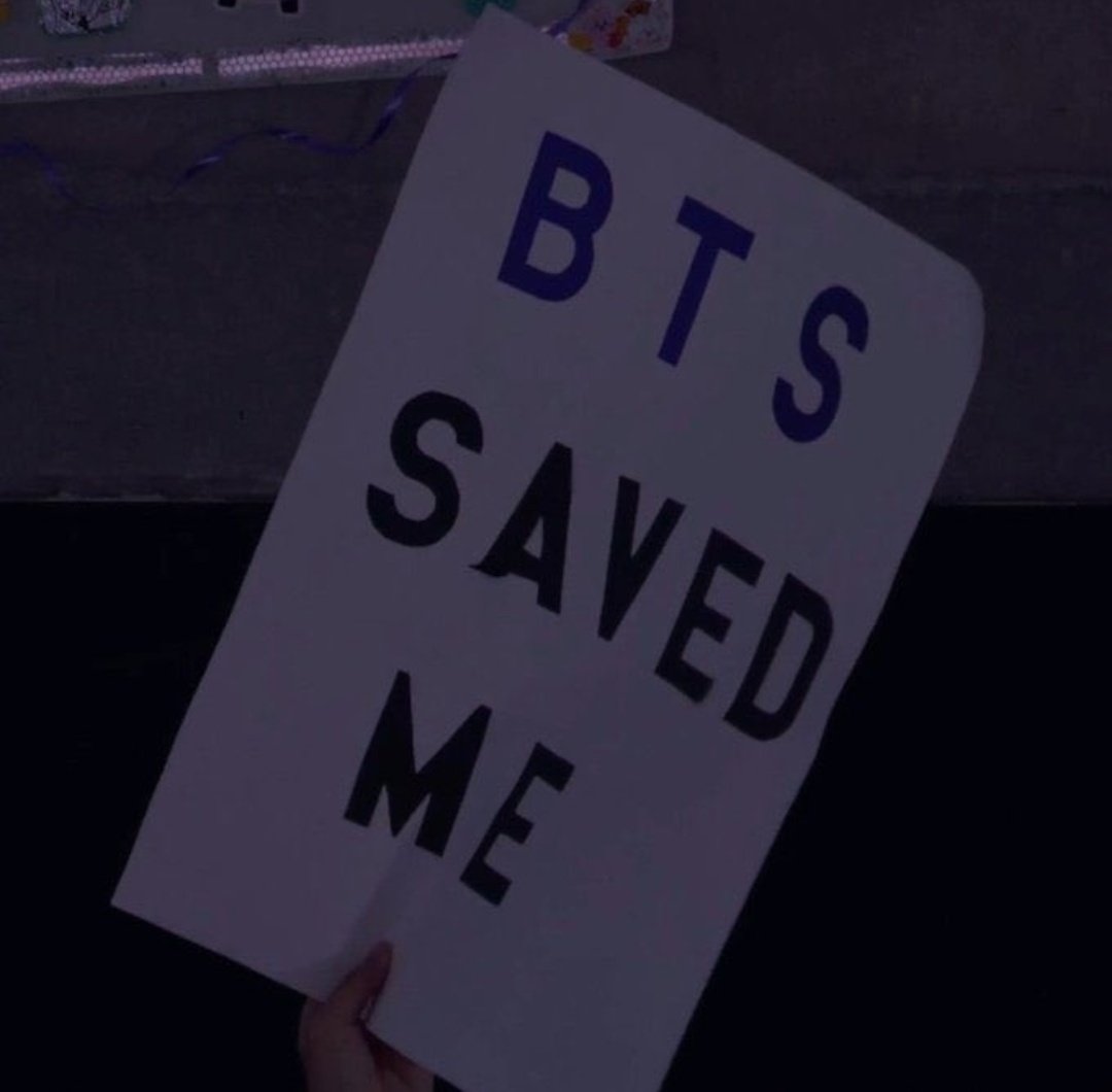OurprideBangtan's tweet photo. ARMY:                                   BTS:
BTS saved me                    ARMY saved me https://t.co/owJsb2YSmy