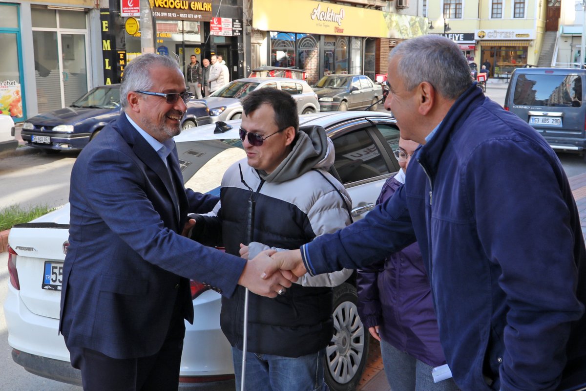 hamitkilicbafra's tweet photo. Bafra’mıza daha kaliteli hizmet için kıymetli esnaf ve hemşehrilerimizi Belediye Meclis Üyemiz Cemil Musaoğlu ziyaret ederek sorun ve taleplerini yerinde dinledik.

Bizleri her daim sevgi ve muhabbetle karşılayan, güler yüzlerini eksik etmeyen kıymetli hemşehrilerime teşekkür ediyor; esnaflarımıza hayırlı, bereketli bol kazançlar diliyorum.