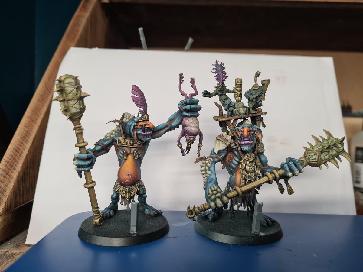 Occurs to me I could have saved a lot of time by not having the shafts of the weapons gold 🤔. NMM taking so long but two out of three trogzigors' bling done(ish) #warhammercommunity #warmongers #ageofsigmar
