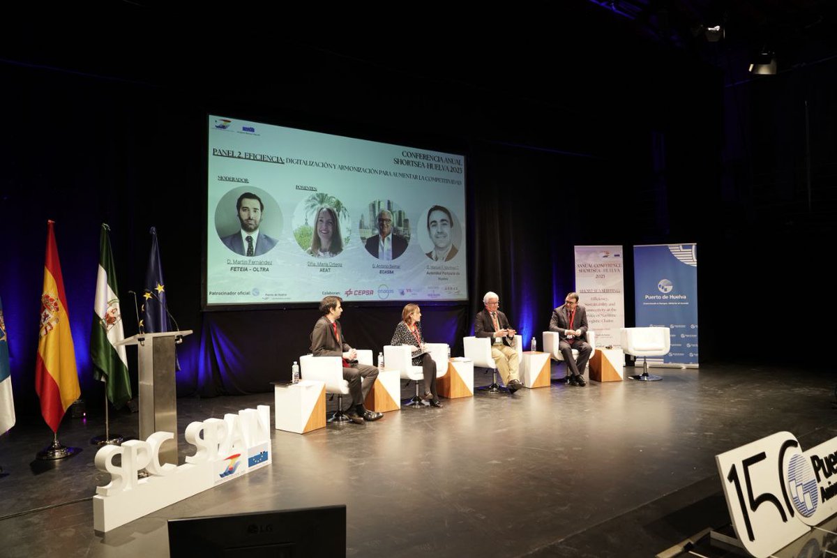 APHuelva's tweet photo. Arranca el 2º panel 'Eficiencia - Digitalización y armonización para aumentar la competitividad', de cara a agilizar gestiones como las aduaneras, mediante la Ventanilla Única Europea, o la optimización de las cadenas de transporte
Con @FETEIA #AgenciaTributaria #Yilport #ECASBA https://t.co/pJ8I1fBD21