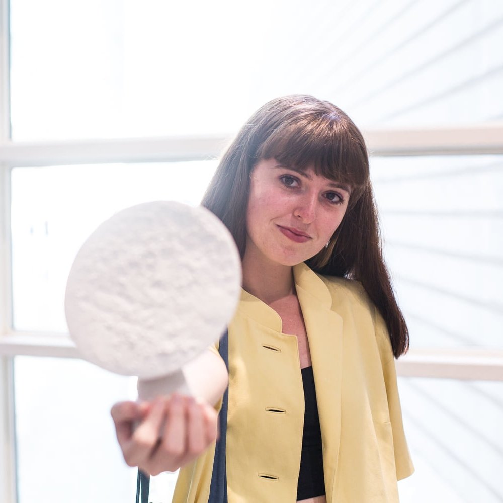 HumansFest's tweet photo. Proyecto #HumansLab 🎬 "Romper el cemento", de Claudia Estrada
La propuesta en una frase 👉 "En un país donde el suicidio es la primera causa de muerte, tres jóvenes exigen una atención de calidad a la salud mental"
¡Bienvenida a bordo! 🤗 #cine #DDHH #cortometraje https://t.co/rKWOEAybUy