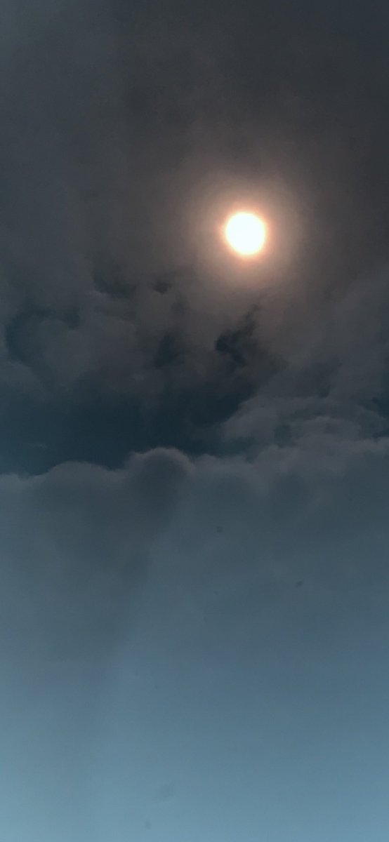 HealeyHeather's tweet image. Need I say more? #fullmoonvibes