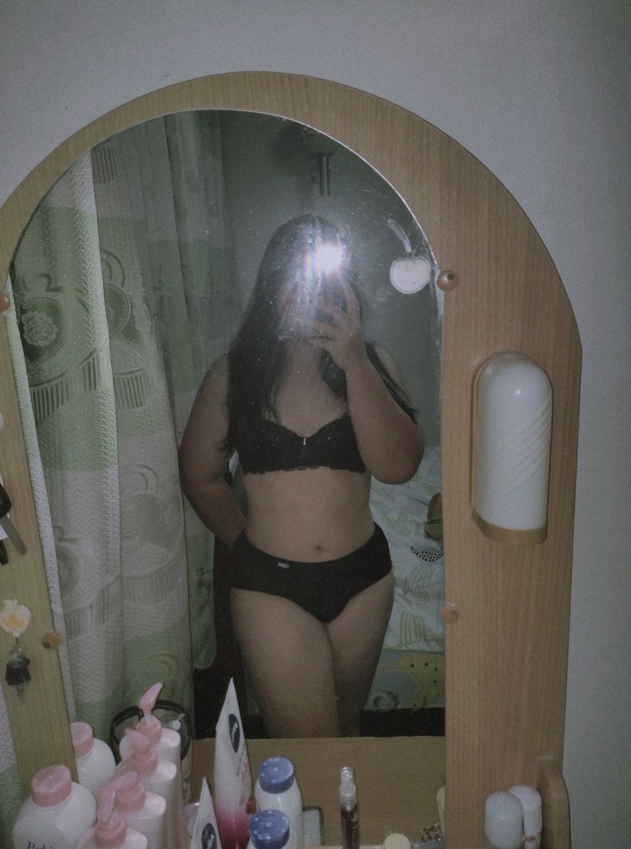 so_bam18's tweet photo. อ้วนขึ้นอีกแย้ววว🐷🐷
#สาวอวบอ้วน #เงี่ยนนน #เหงามาก https://t.co/exzQzj5FA8