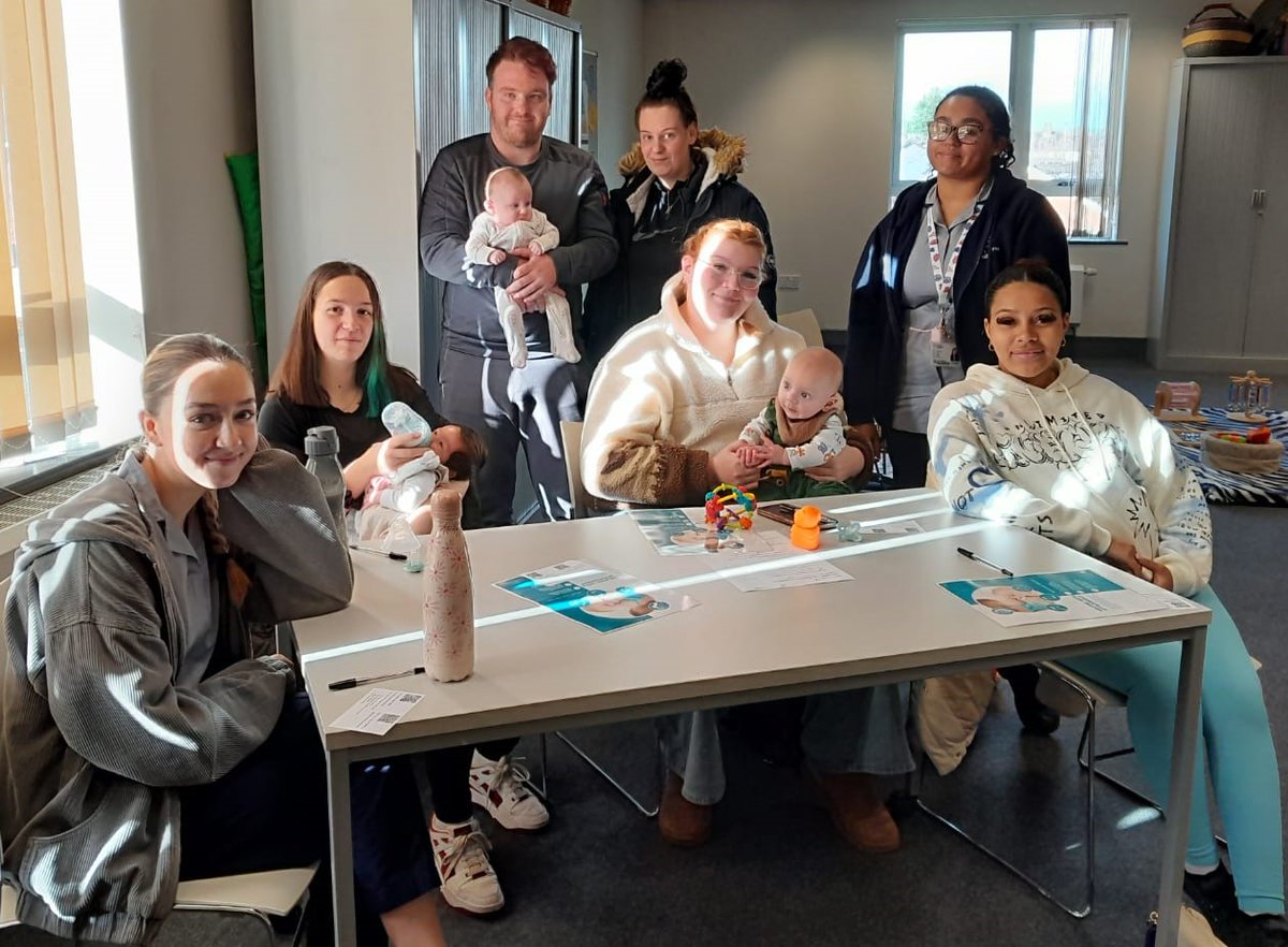 FNPNationalUnit's tweet photo. The ability to engage young people when delivering key health messages is a skill family nurses need. That's why #fnp teams involve clients when recruiting nurses. Thanks to these FNP Liverpool clients for providing valuable feedback at recent nurse interviews.  @CatherineCreed7 https://t.co/UWgZp9gBuL