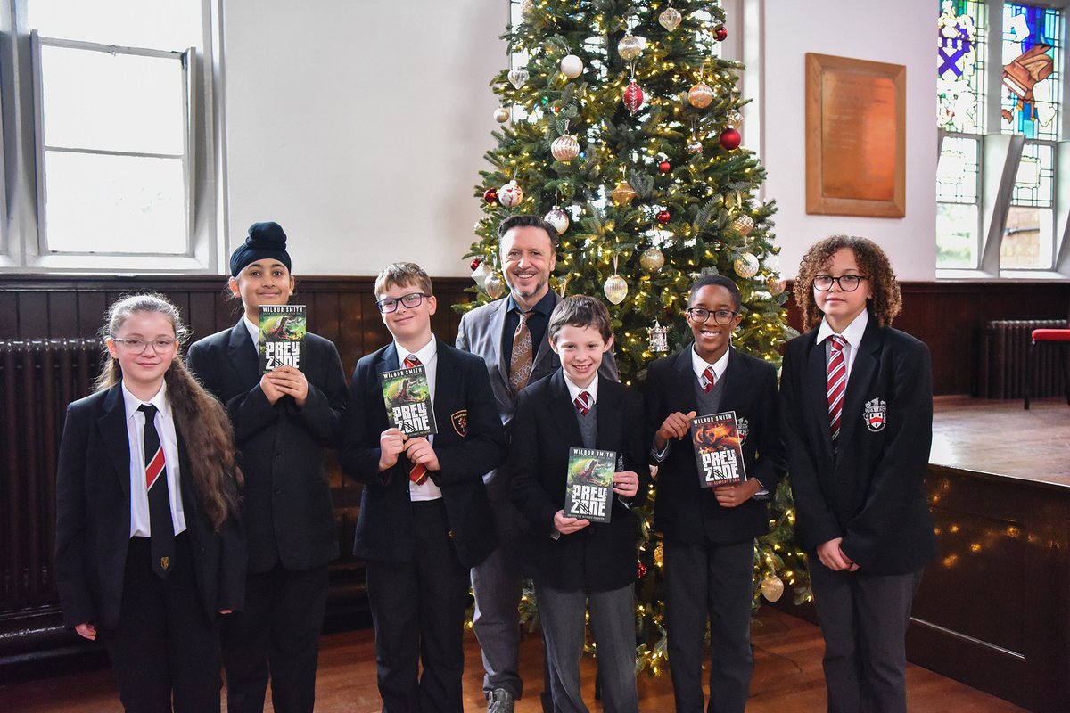 Year 7 @WGS1512 have enjoyed a wonderful morning with @SteveColeBooks learning about predasaurs, Doctor Who and #PreyZone. Steve's advice to students on how to elevate their creative writing was brought to life by his fantastic acting ability.