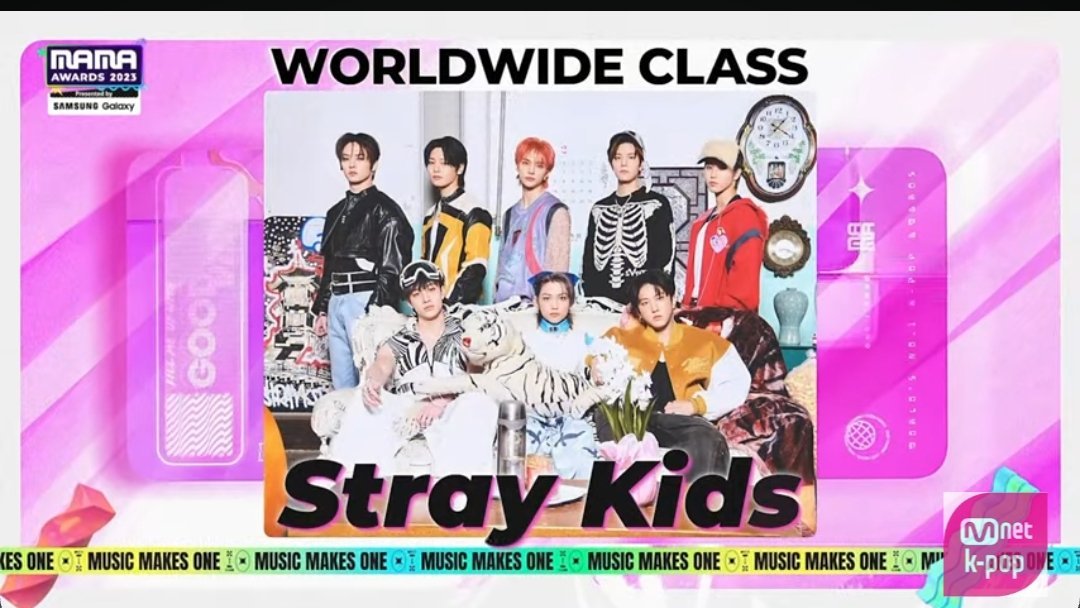 skzchartdata's tweet photo. Congratulations Stray Kids for winning "Worldwide Fan's Choice" (Bonsang) at 2023 MAMA Awards!

@Stray_Kids #StrayKids #스트레이키즈 https://t.co/oJekaZDNKP
