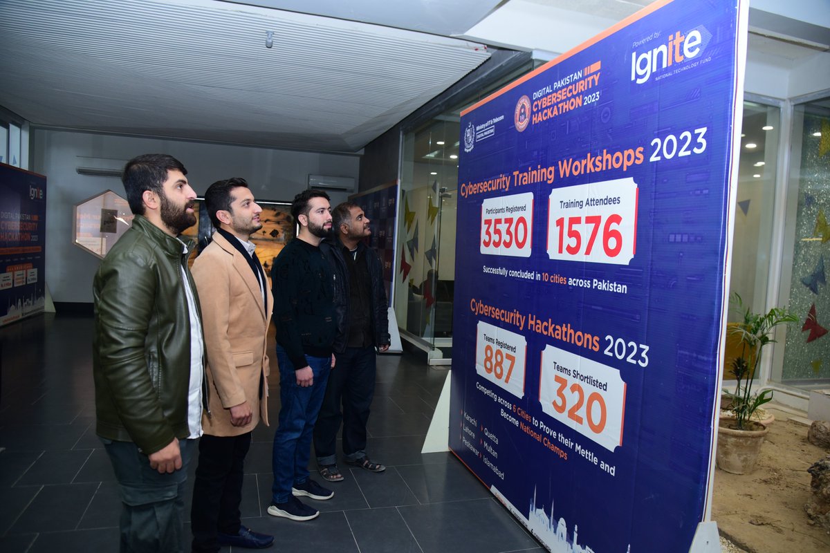 cybersecure_pk's tweet image. 🔥 Experience the vibrant moments happening at the exciting #QuettaHackathon2023! hosted at the NIC Quetta, immerse yourself in the live environment of coding, networking, and cyber challenges. #Hackathon2023 #DigitalPakistan #ChallengeAccepted 💪 #Ignite #MOITT