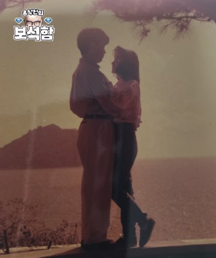 115kitten's tweet photo. 내가 주연이 아버님 어머님 사진도 보는 날이 오다니.. https://t.co/KMk3p9lQ8i