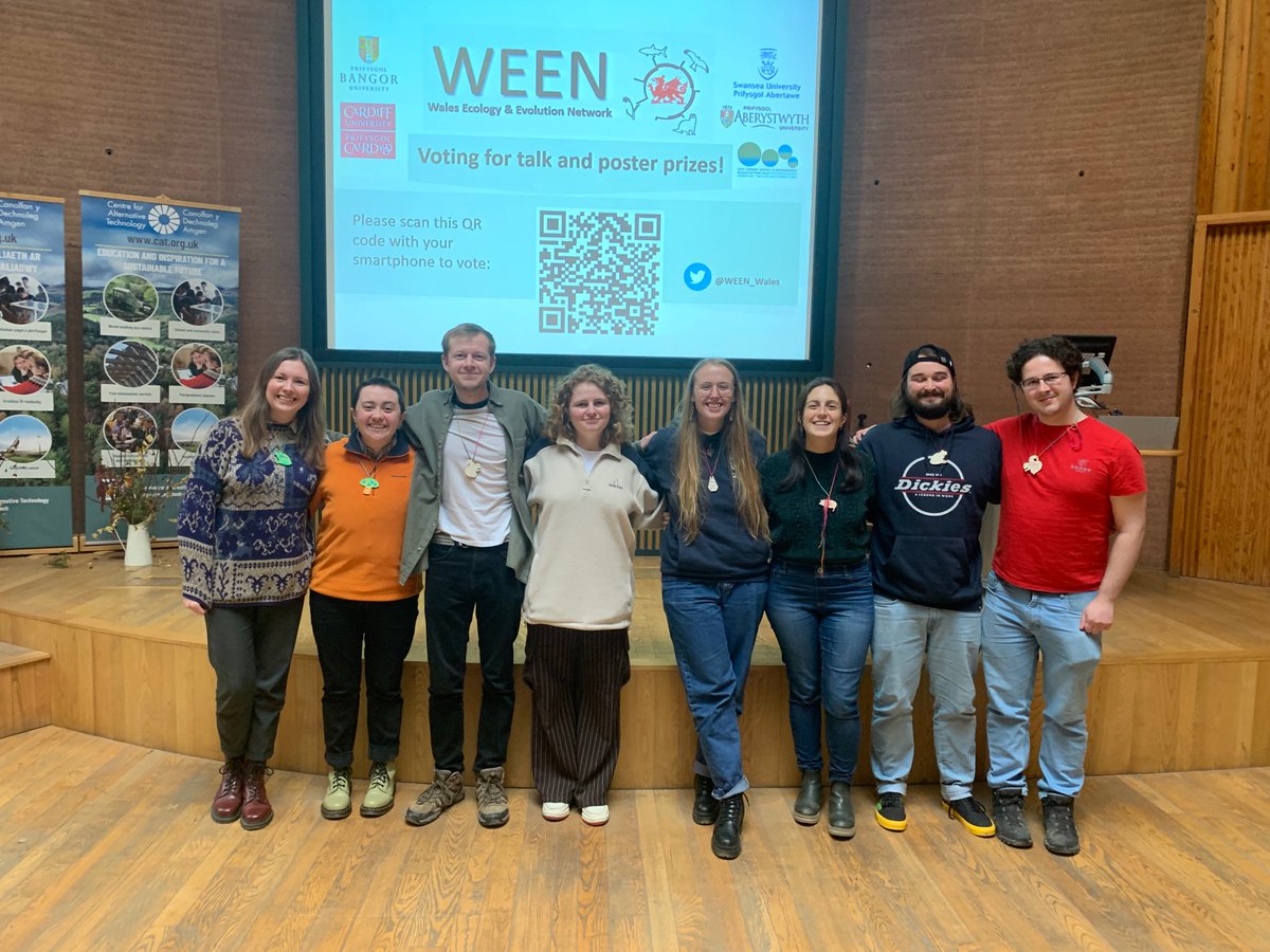 Had a great weekend at the <a href="/WEEN_Wales/">WEEN</a> conference and first time on the organising committee ! 🏴󠁧󠁢󠁷󠁬󠁳󠁿 
I presented an update on the <a href="/BefScale/">BEF-Scale</a> disturbance-recovery project, investigating the resilience of NE Atlantic intertidal forests 🌱🌊