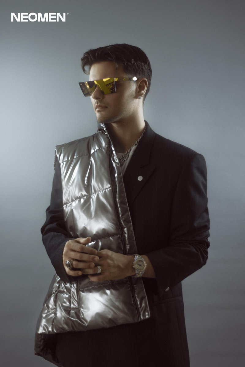 abrahammateoinf's tweet photo. 📸 || NEOMEN México ha publicado una redacción sobre @AbrahamMateo y además incluye una sesión fotográfica.

Léelo y mira todas las fotos aquí👇🏻
https://t.co/wfg39qcPu3 https://t.co/9AV3kJJnwk