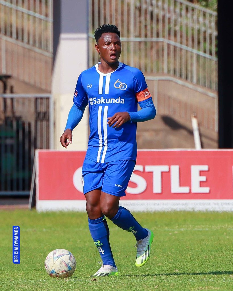 hurumendenews's tweet photo. Problem iripakuti the Journalists are hungry folks(for ethical reasons I can't say poor) ... They can do anything for money.....

So players like Tino Benza will always find their way on to the calendar.

#tiripachirangano
#dembaretv https://t.co/QWiz5LuzuJ