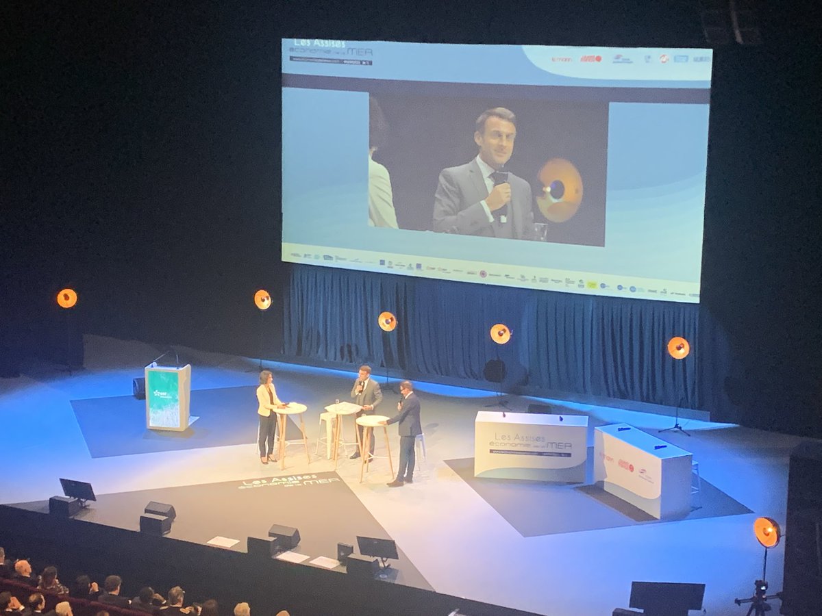 marclafosse's tweet photo. #AEM2023 Le Président de la République @EmmanuelMacron annonce la présence d’appels offres commerciaux hydroliens dans la future #PPE pour soutenir cette énergie renouvelable marine en plus de celle de l’éolien en mer. #industrie #souveraineté
@CMN_officiel #hydroquest #flowatt https://t.co/S66Rg5VCx1