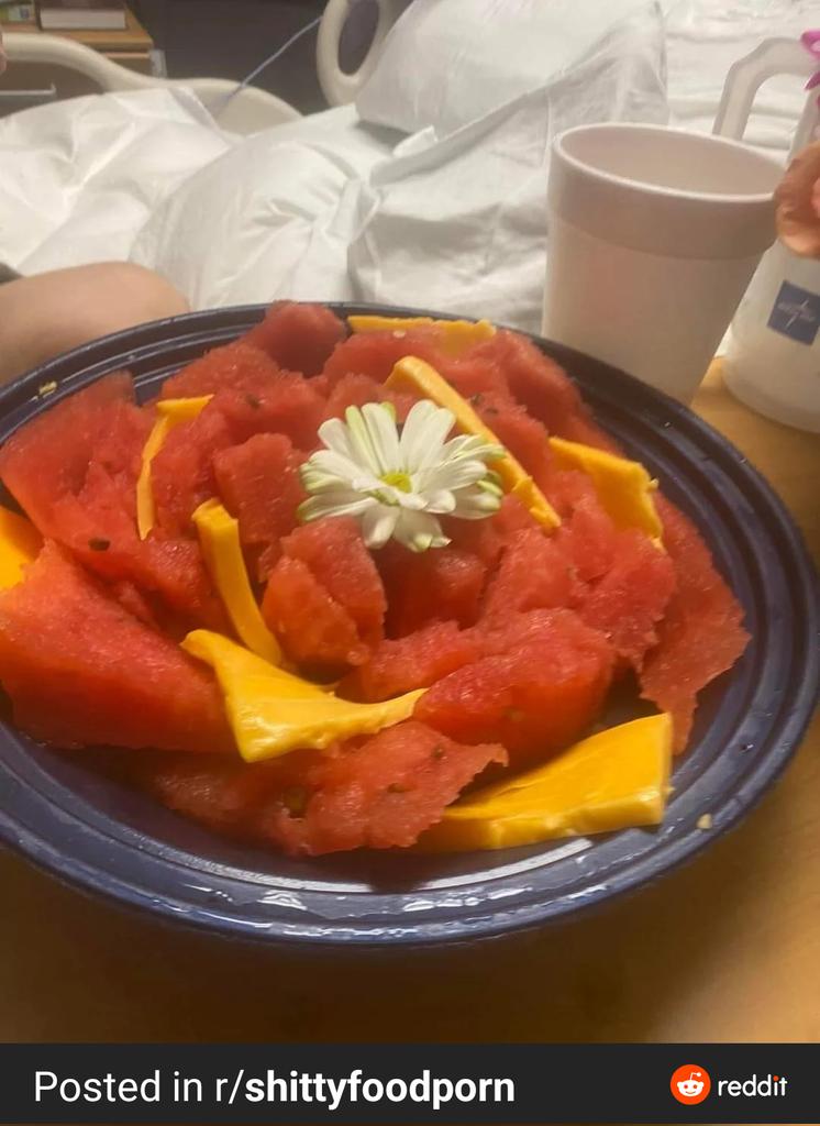 eatinerni's tweet image. Watermelon &amp;amp; cheese #isthisathing