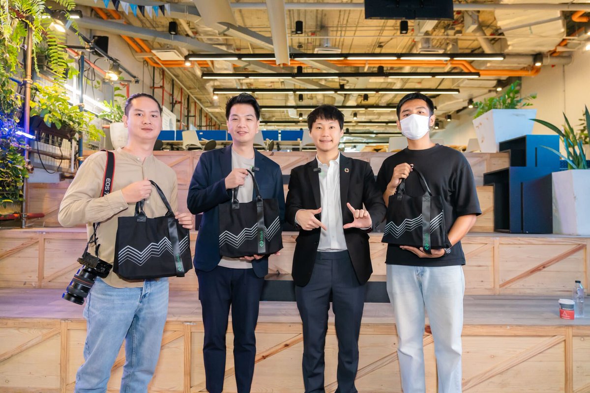 toppjirayut's tweet image. บรรยากาศการถ่ายทำวิดีโอโปรโมตงาน Restech 2023 : Restaurant Technology &amp;amp; Franchise 2023 ที่จะจัดขึ้นในวันที่ 8-9 ธันวาคมนี้ ผมฝากทุกคนติดตามกันด้วยนะครับ 🙏

#Restech2023 #Toppjirayut #ท๊อปจิรายุส