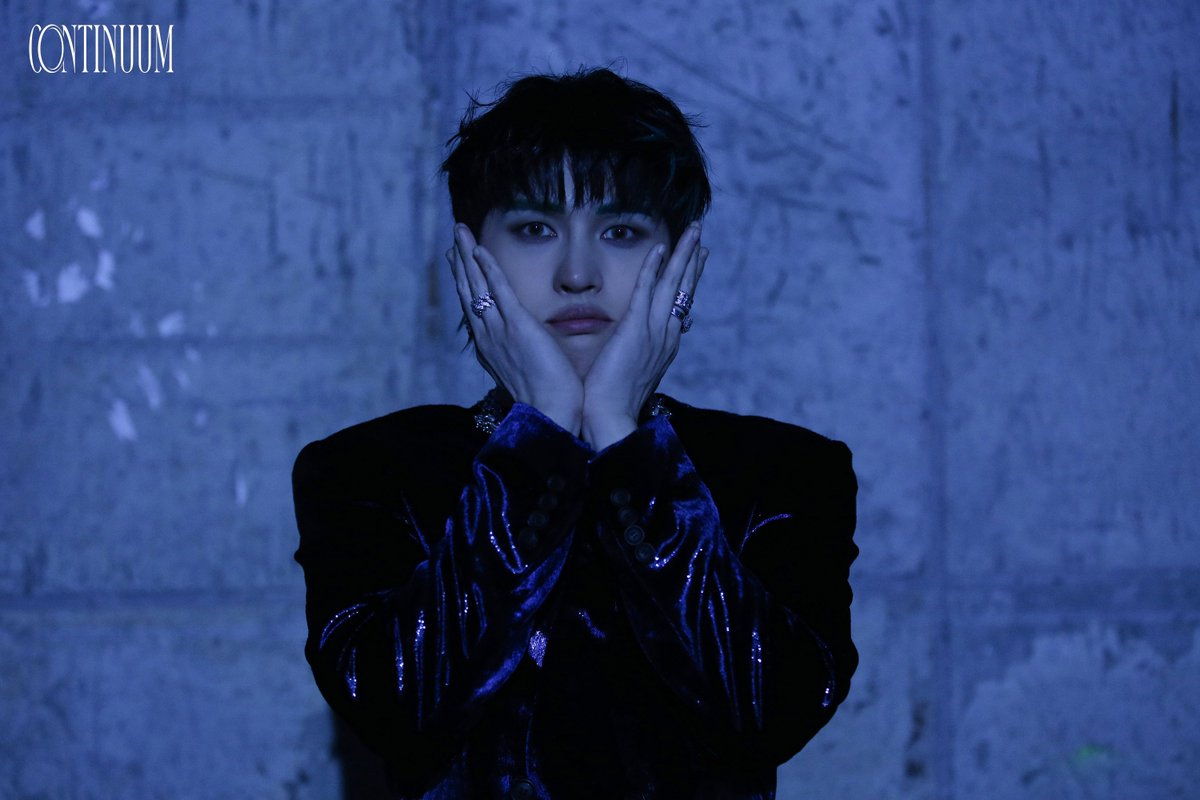 RealVIXX's tweet photo. 나는 로빅이다. #빅스 요원들의 ‘Amnesia’ M/V 촬영 현장 비하인드가 젤리피쉬 포스트에 공개되었다. 댓글로 별빛파워를 보여주길 바란다!🩷 [이상, RT작전 실행하라!]

▶️ https://t.co/jyekwAiH2f

#빅스 #VIXX
#CONTINUUM
#Amnesia https://t.co/Objbutpv7O