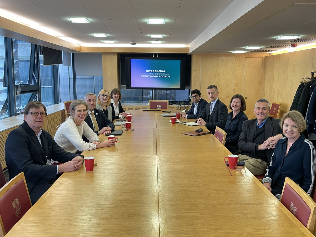 Yesterday we welcomed Lord O’Shaughnessy <a href="/jamesosh/">James O'Shaughnessy</a> to <a href="/unibirmingham/">Uni of Birmingham</a> where he heard about Birmingham’s transformational research and leadership in clinical trials, diagnostics &amp; health data - underpinned by the <a href="/BHPComms/">Birmingham Health Partners</a> ecosystem of which PHTA and BHIC are proudly part 🔬🏥👩‍⚕️👨‍🔬