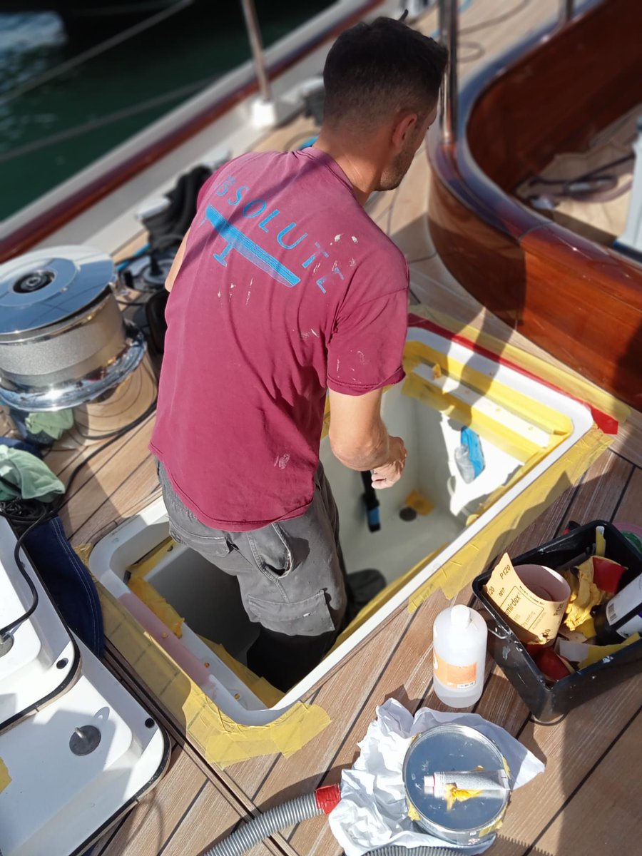 AbsolutBoatCare's tweet photo. We're on it Meraki! Paint touch ups for this beautiful yacht following having been working on her varnish...
info@absoluteboatcare.net
#YachtRefit #PaintProject #SailingYacht #YachtPaint https://t.co/604AM1DoUq