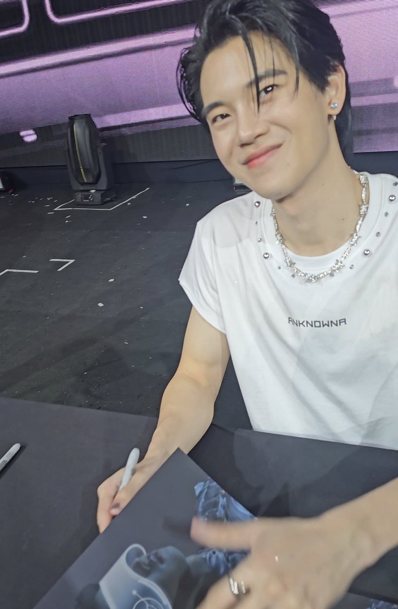 snappbypp's tweet photo. แจก signed photobook หยิ่นหยิ่นเล่มนึง / แจก 1000 บาทค่า รีไว้เยยเดี๋ยวมาสุ่ม 

เฉพาะ followers คั้บ🤍 https://t.co/A8xJRQNmK2