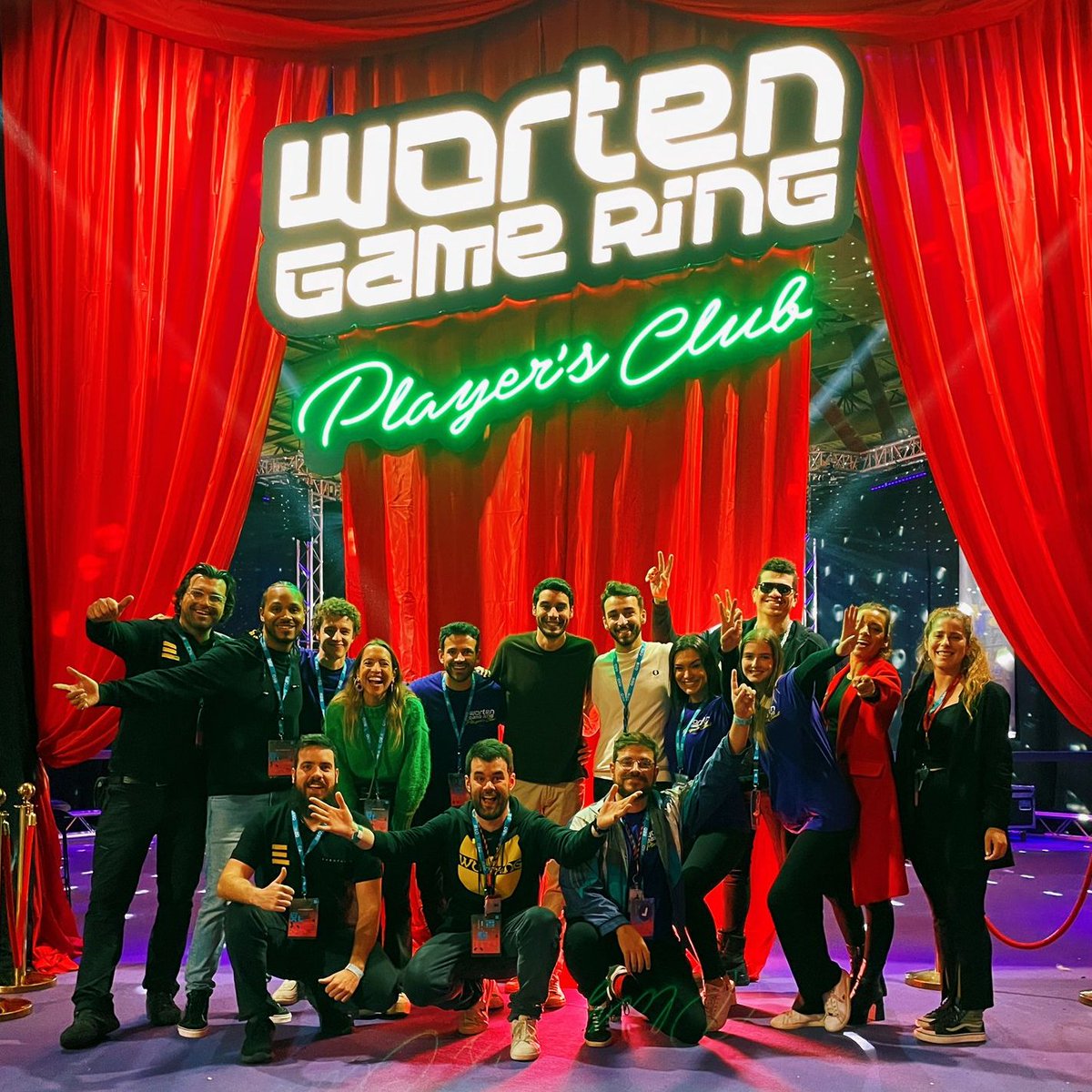 para acabar com os posts lamechas e tudo mais, este vai mais simples: obrigado a todos os que fizeram do Worten Game Ring Player's Club o local da festa no @meoXLgames!

voltamos em breve. 🌞