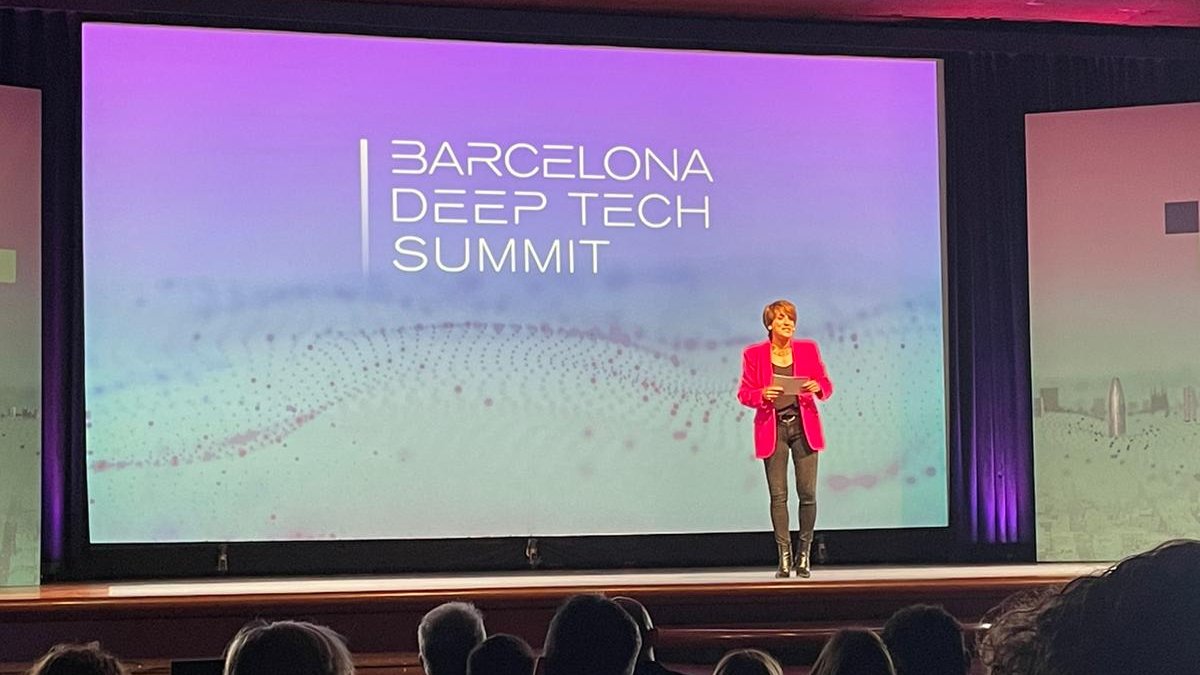 la_UPC's tweet image. 🔝 Presència destacada de la #UPC a la nova edició del #BarcelonaDeepTechSummit.
Una trentena d’empreses sorgides de la UPC i diversos investigadors presenten avenços i tendències transformadores en transició energètica, digitalització de la indústria, connectivitat, mobilitat…