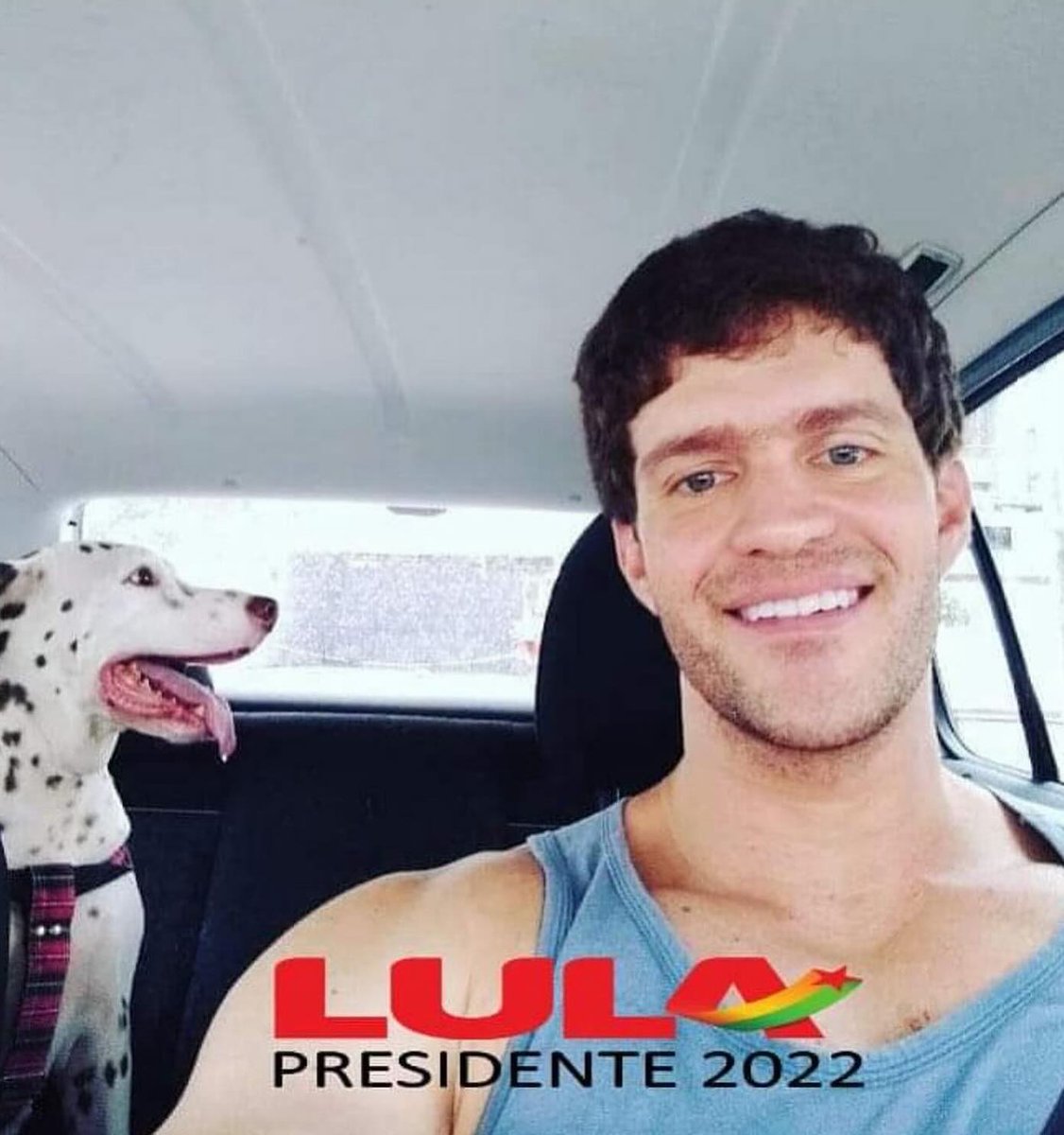 efidois's tweet photo. @GugaNoblat Vim aqui só contemplar de perto essa vergonha. Palhaço não pode ver um circo que já quer fazer palhaçada. https://t.co/BJ0XrMLWit