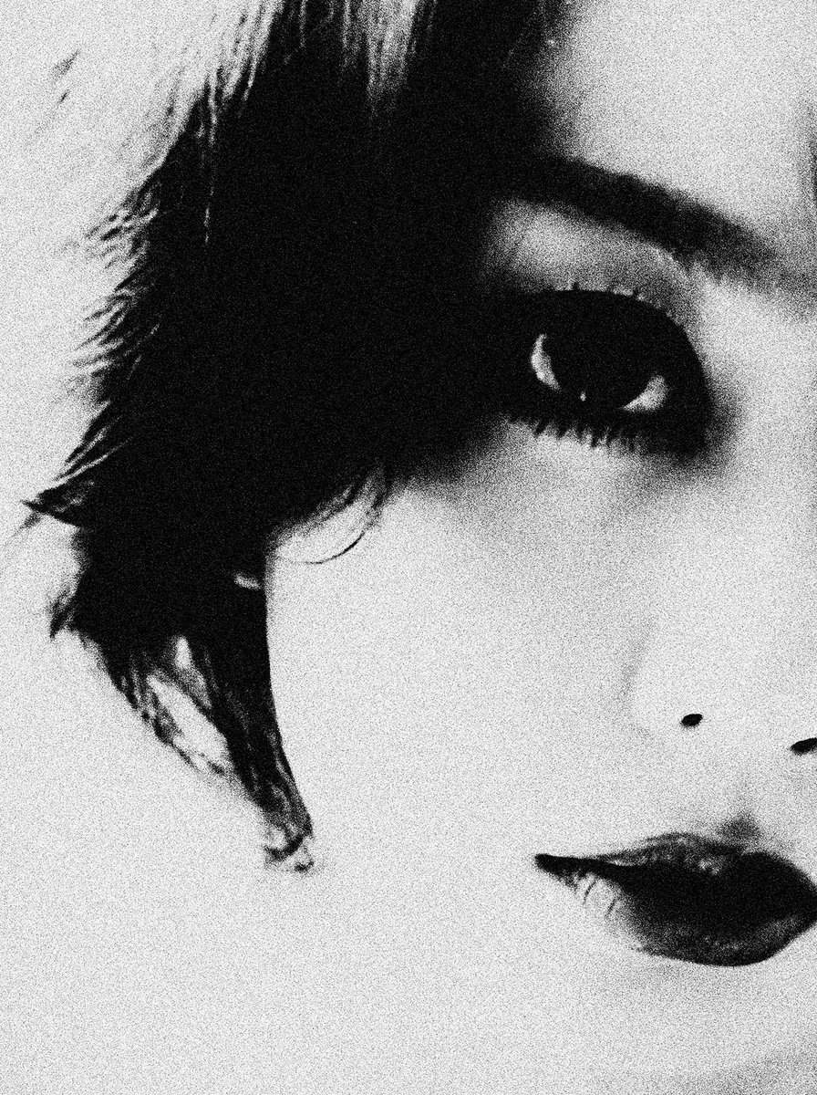 yosyi11's tweet photo. #streetphotography #monochrome #blackandwhitephotography https://t.co/zEfSFkpcO7