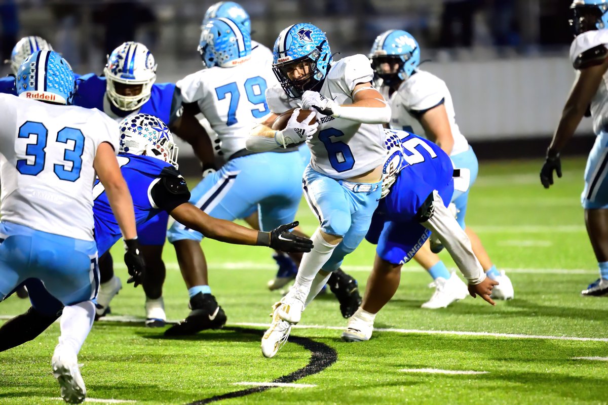 RonnieSartors's tweet photo. West Rusk RB Cole Jackson in action vs Daingerfield https://t.co/8Npi4Bmkue