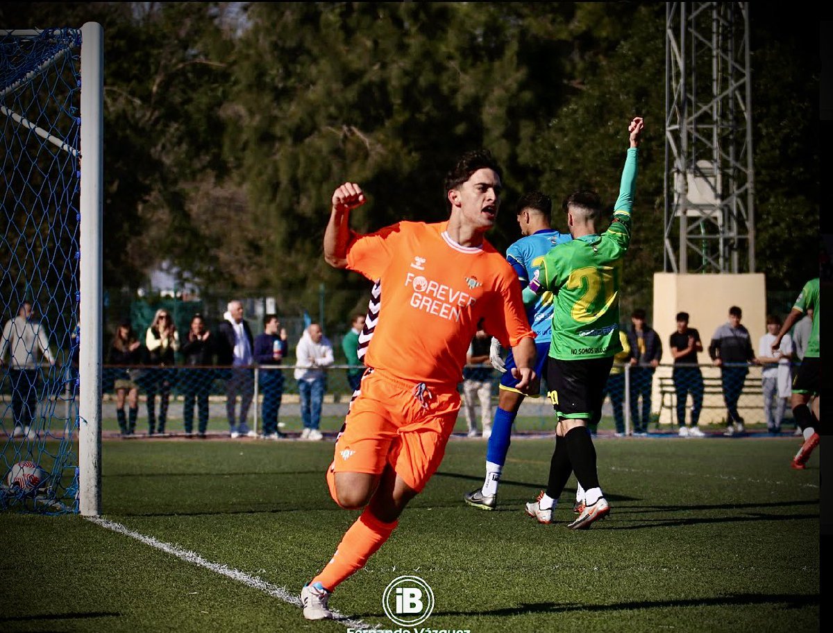 luismidealba9's tweet photo. Una jornada más como líderes.
Mucho Betis!! 💪🏼💚
#CanteraBetis 
@InformaBetisWeb 
📸 @fvphotosport https://t.co/drndmzdY5g