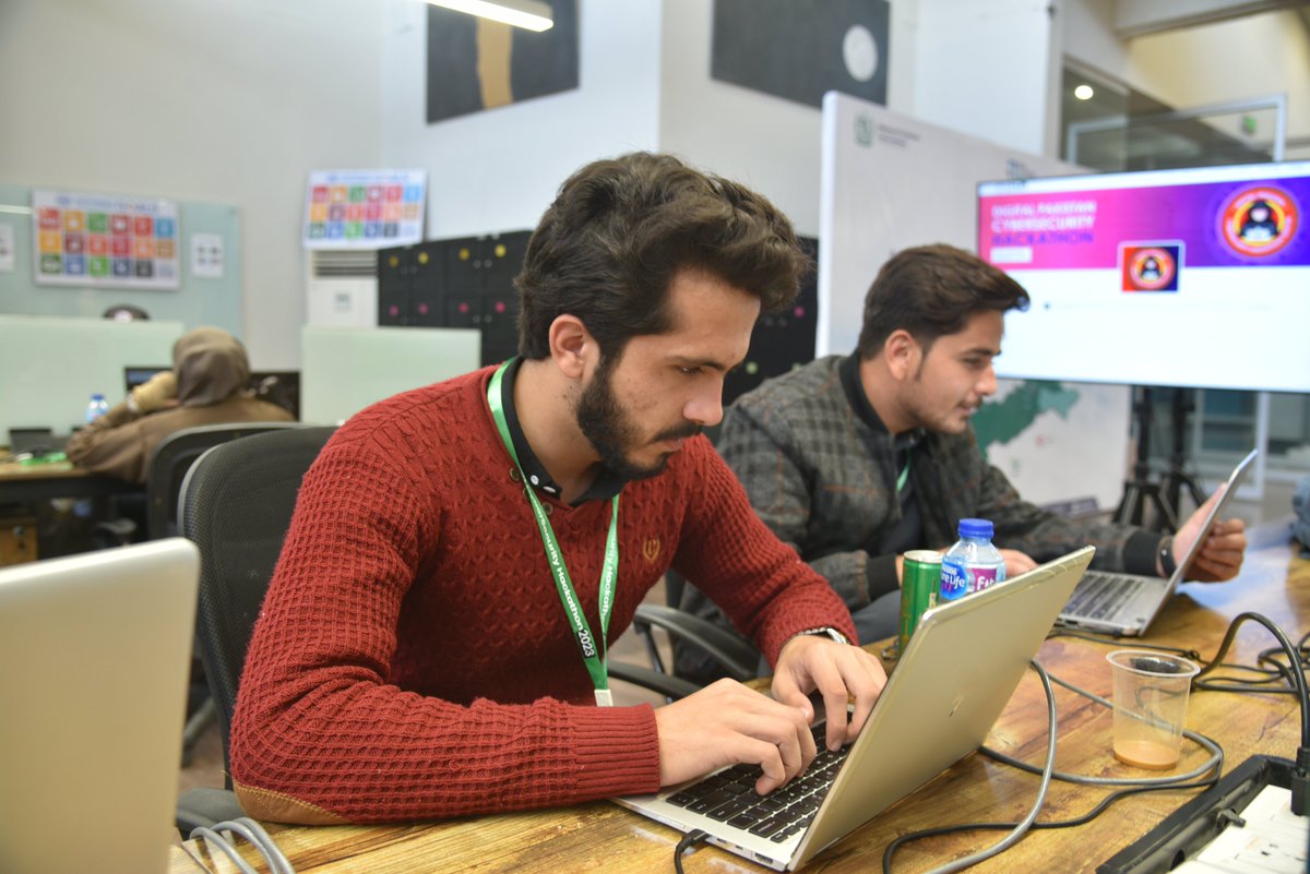 IgniteNTF's tweet image. 🔥 Step into the thrilling realm of the #QuettaHackathon2023! Unfolding at the NIC Quetta, plunge into the real-time ambiance of coding, networking, and cyber challenges! the  #CybersecurityExtravaganza. #Hackathon2023 #DigitalPakistan #ChallengeAccepted 💪 #Ignite #MOITT  🌐