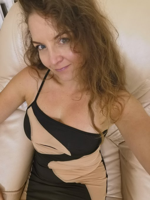 Coucou bien dormi ? 👄 https://t.co/aSGvalLz6W