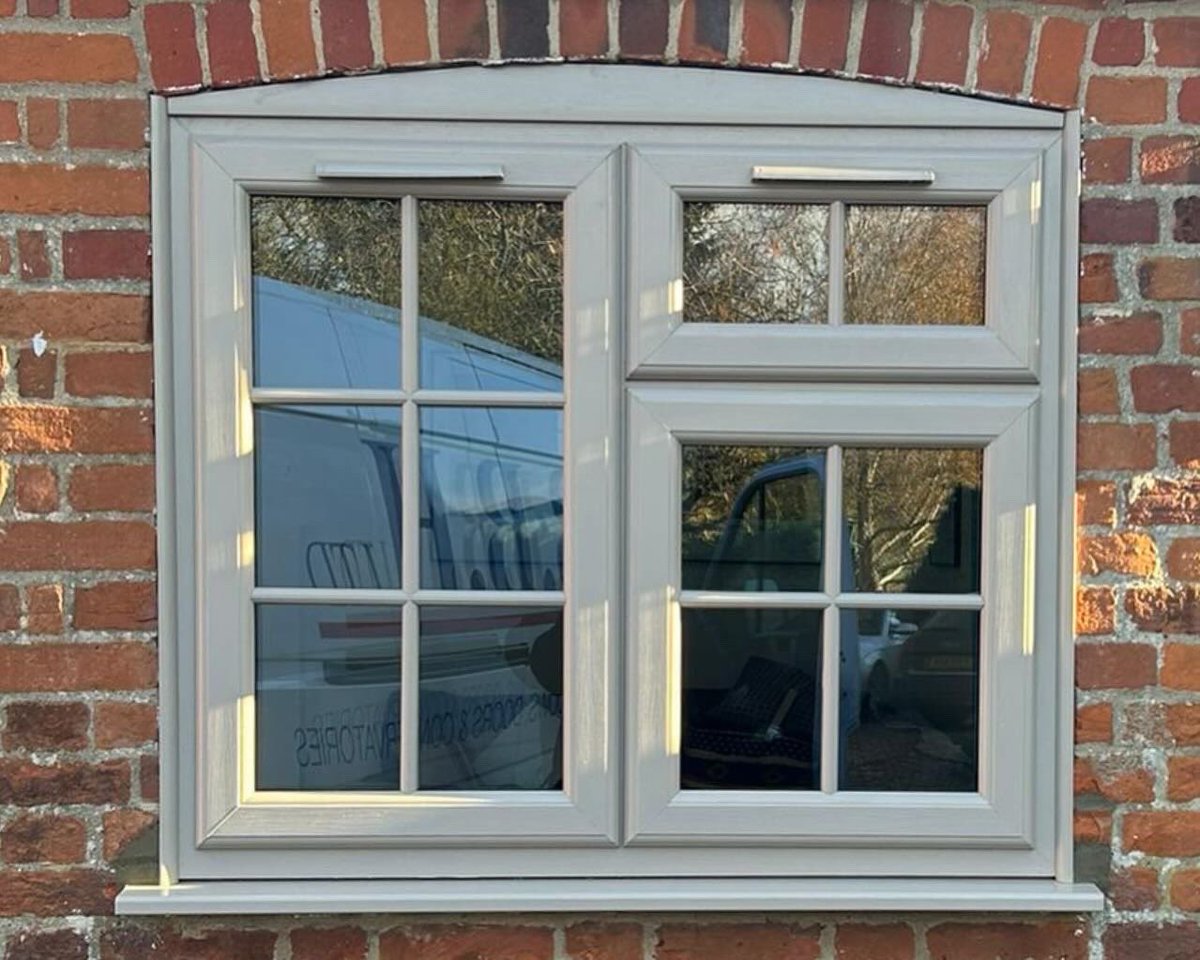 Loving these #Windsor foiled #Optima casement windows glazed with plant on Georgian bars

<a href="/EmplasWindows/">Emplas Windows</a> <a href="/PROFILE_22/">Profile 22</a> <a href="/EpwinGroup/">Epwin Group Plc</a> #windows #installation #fensa