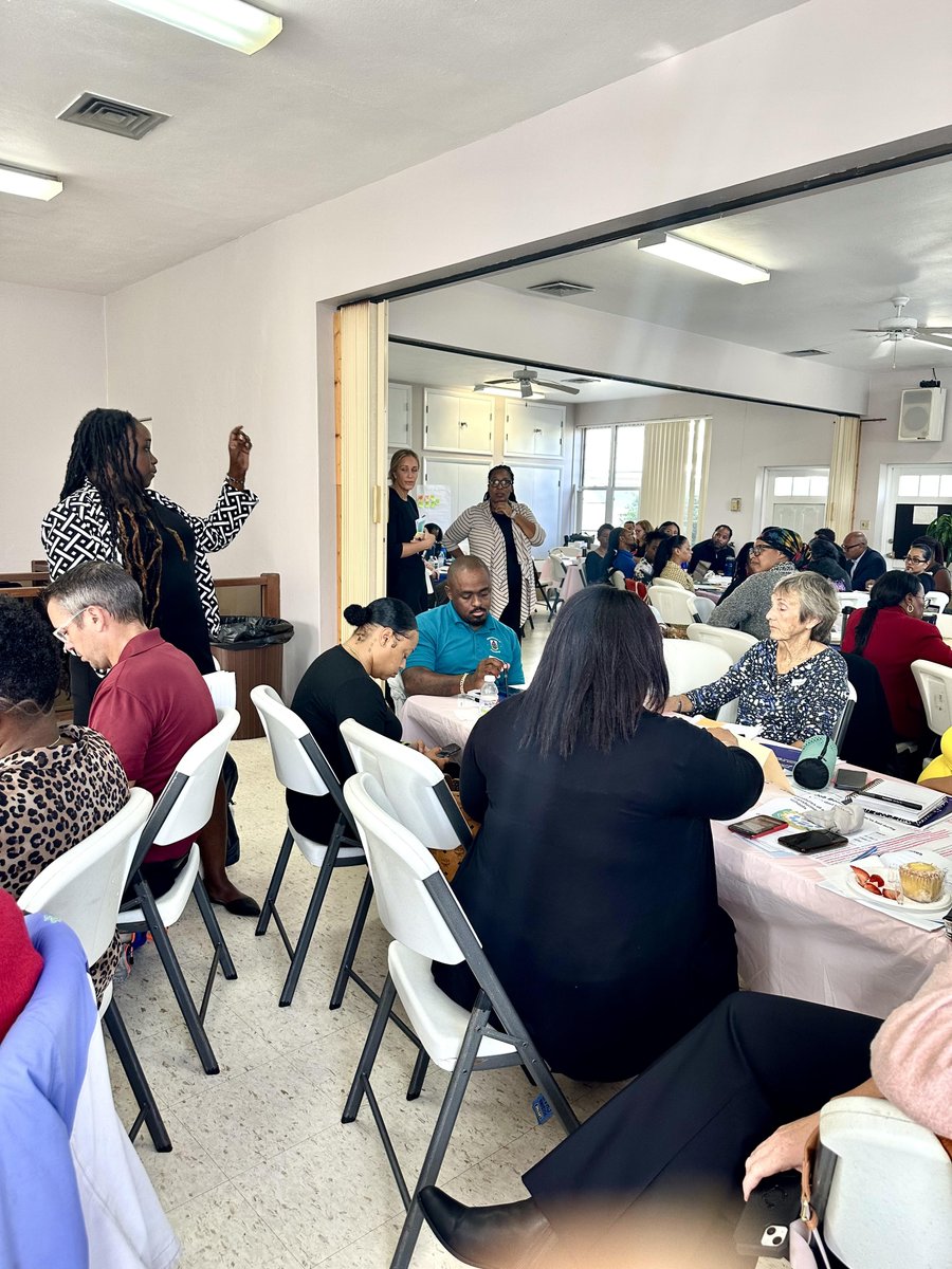 In the school redesign process, there will be 1 school per parish, except for Pembroke which would have 2 schools. #EducationTransformation #SignatureSchooling #LearningJourney #CommunityEngagement <a href="/Diallo_Rabain/">The Hon. Diallo Rabain JP, MP</a> <a href="/BdaGovernment/">Bermuda Government</a> <a href="/moedbda/">Ministry of Education Bermuda</a>