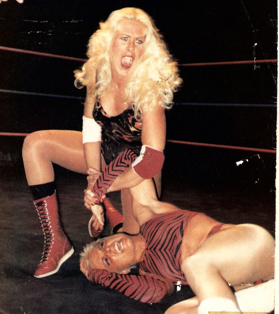 ClubRasslin's tweet photo. #DebbieCombs was the President and booker for WPW (Womens Pro Wrestling), a direct video company.
Straight to the fans through mail order. She also was a part of Delta Tiger Lillies, another direct video market promotion. An inspiration for Vixens Rasslin Club.
Continue… https://t.co/CU4N0mmMhX