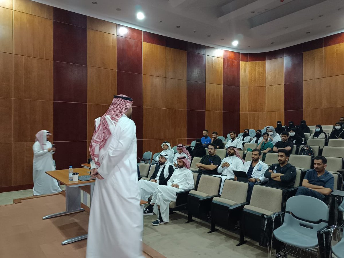 DkkuAlumni's tweet photo. قدم الدكتور عبدالإله مشكورًا محاضرة رائعة وثرية بالمعلومات عن Root canal treatment steps with clinical tricks https://t.co/iy338OtKtv