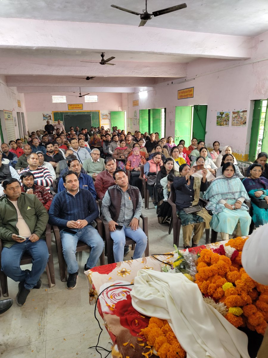 उत्तर प्रदेशीय प्राथमिक शिक्षक संघ के प्रदेश अध्यक्ष डॉ दिनेश चन्द्र शर्मा के चौथी बार निर्विरोध प्रदेश अध्यक्ष निर्वाचित होने पर गृह ब्लॉक बनियाखेड़ा आगमन पर सम्मान समारोह। @DrDCSHARMAUPPSS @UPPSS1921