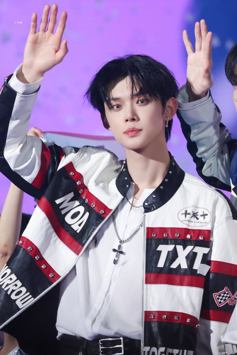 231128

#연준 #YEONJUN 
#투머로우바이투게더 #TOMORROW_X_TOGETHER